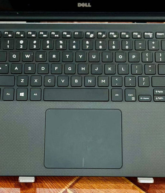 Dell XPS 9560 HQ Processor, 4 Gb Graphics Card, Touch, FHD, i7/ 7th Gen Professional Laptop