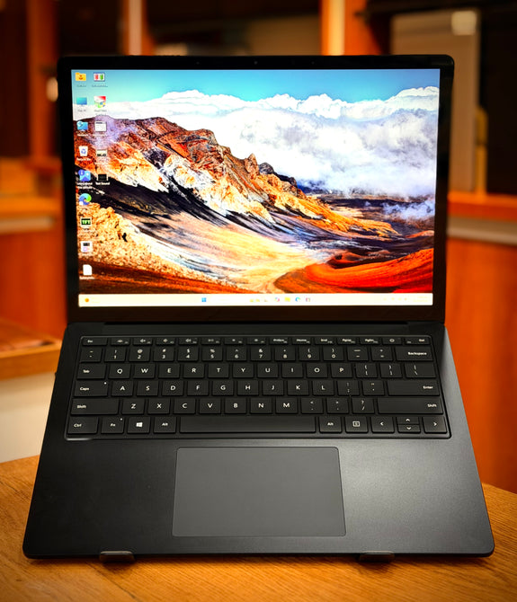 Microsoft Surface Laptop 3 | Touchscreen | Core i5 10th Gen | 16GB RAM 3800 MT/s | 256GB/512GB SSD | Metal Body | Phantom Black Edition | Slim & Sleek | Premium Business Laptop