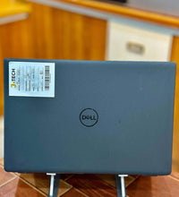 Dell 3510 Core i5, 10th Gen, 15.6" Display,(8/256, 16/512) Brand New Condition