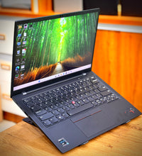Lenovo ThinkPad X1 Carbon G9 | Core i7 11th Gen | 16GB DDR5 RAM | 256GB/512GB SSD | Touchscreen | Ultra-Slim | Premium Business Laptop