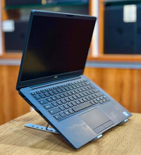 Dell Latitude 7400, Core i5, 8th Gen, Carbon Fibre Design LIKE NEW