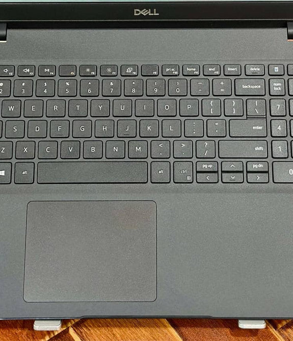 Dell 3510 Core i5, 10th Gen, 15.6" Display,(8/256, 16/512) Brand New Condition