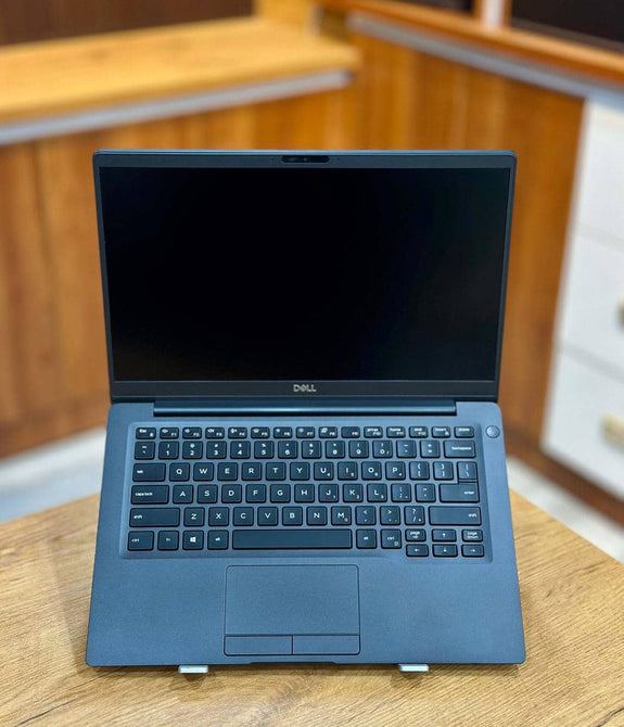 Dell Latitude 7400, Core i7, 8th Gen, Carbon Fibre Design LIKE NEW