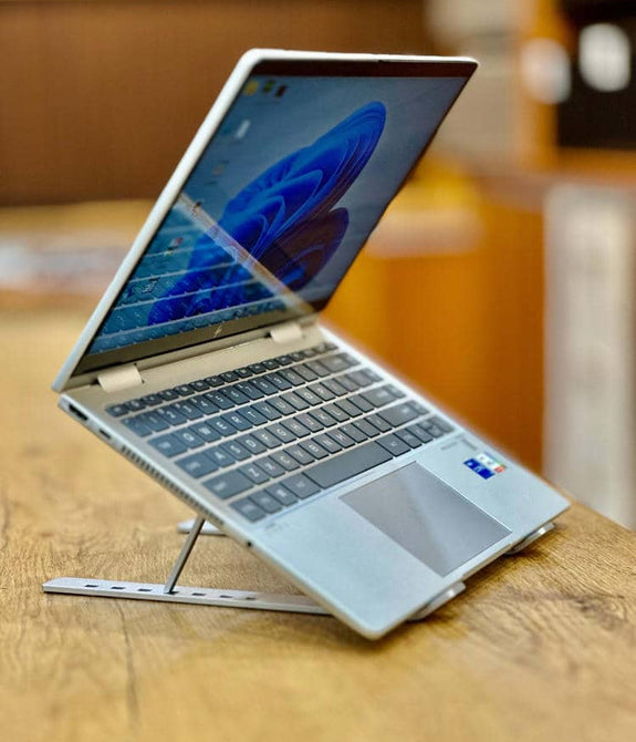 HP ENVY 14, 13th Gen, 2 in 1, Touch x360, Core i5. Extremely Beautiful, Brand New Condition.