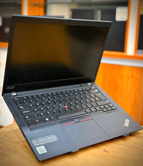 Lenovo ThinkPad T14 Gen 2 – Core i5 11th Gen | i5-1145G7 | 16GB RAM | 3200MT/s | Intel Iris Xe Graphics | Premium Business Laptop