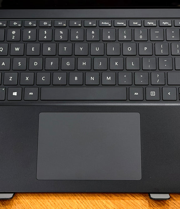 Microsoft Surface Laptop 3 | Touchscreen | Core i5 10th Gen | 16GB RAM 3800 MT/s | 256GB/512GB SSD | Metal Body | Phantom Black Edition | Slim & Sleek | Premium Business Laptop