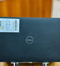 Dell Latitude 7400, Core i7, 8th Gen, Carbon Fibre Design LIKE NEW