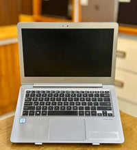 ASUS ZENBOOK ULTRA SLIM & Stylish i7, 7th Gen, 8/256, Like New