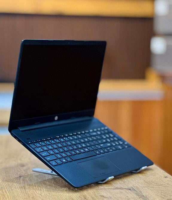 HP 15S-EQ, AMD RYZEN 5, 5625U, With Radeon Graphics, Numeric, Like New