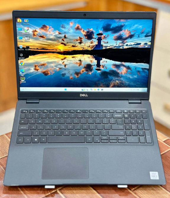 Dell 3510 Core i5, 10th Gen, 15.6" Display,(8/256, 16/512) Brand New Condition
