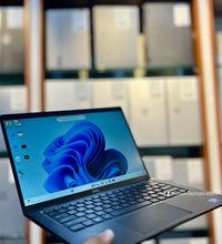 Dell Latitude 7420,x360, 2 in 1, Core i7, 11th Gen, Touch,  16/256, Carbon Fiber Design